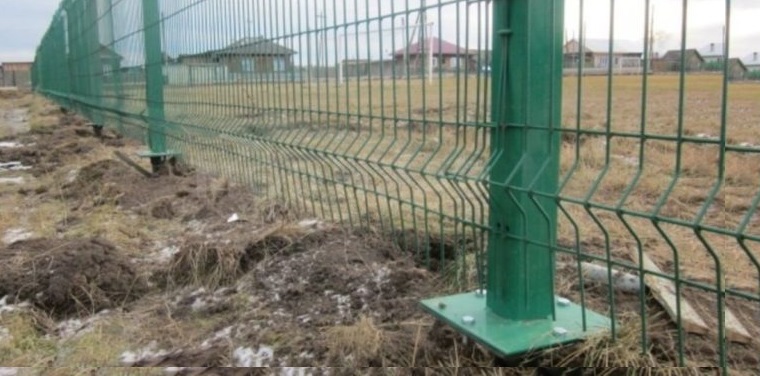 Купить сваи для ограждения от производителя в Балаково от 1410 руб: низкая цена, быстрая установка